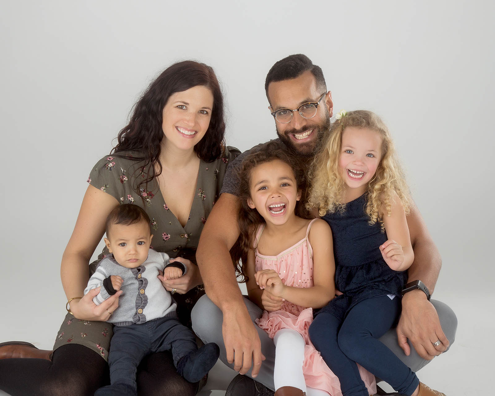 Studio family portrait photographed by Photo Hive in Auckland