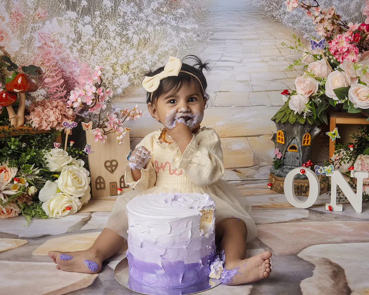 Cake smash birthday portrait photographed in Auckland